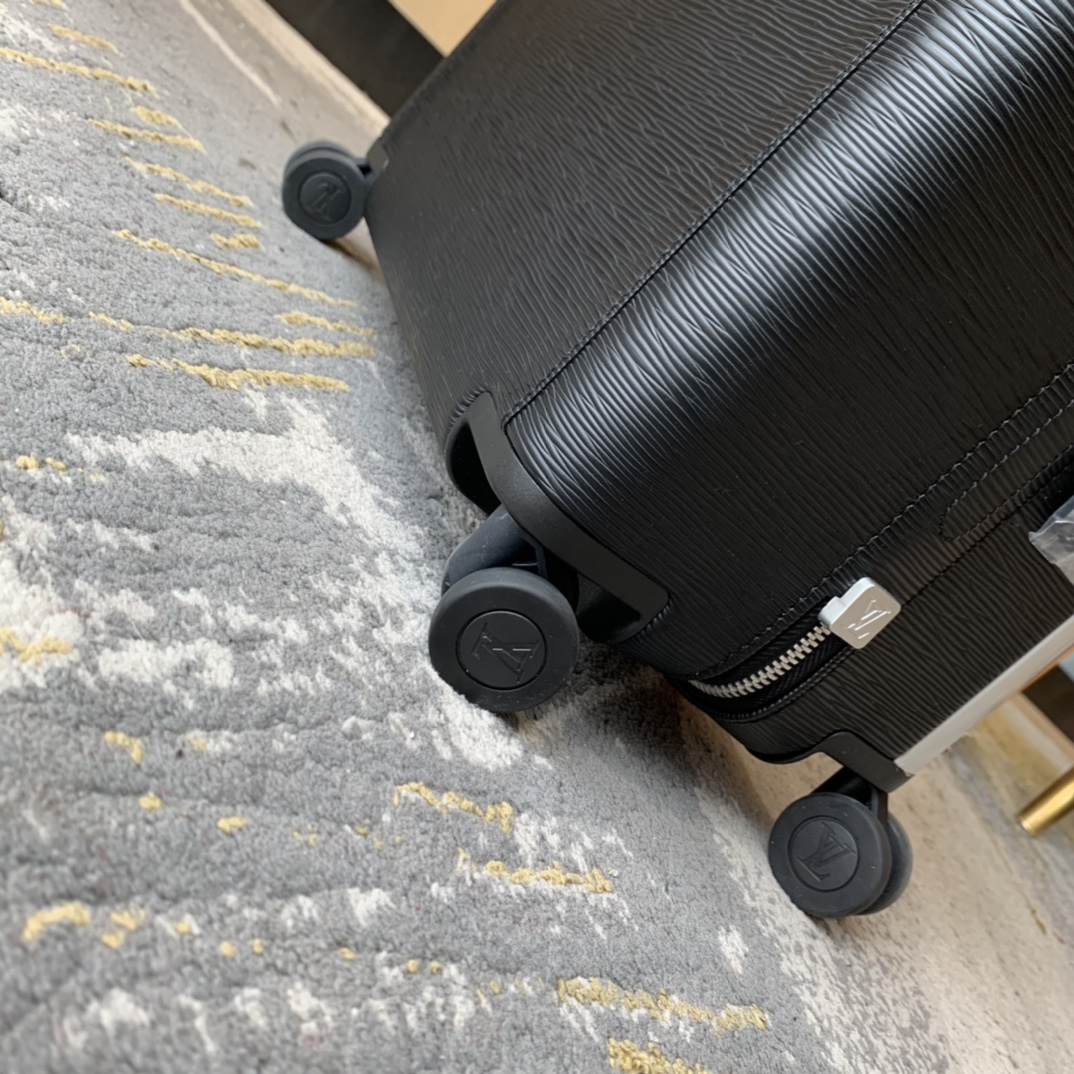 L*ouis V*uitton Luggage