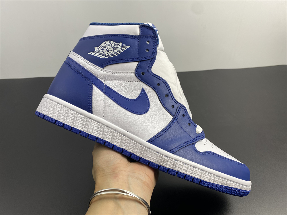 Air Jordan 1 Retro High 555088-127