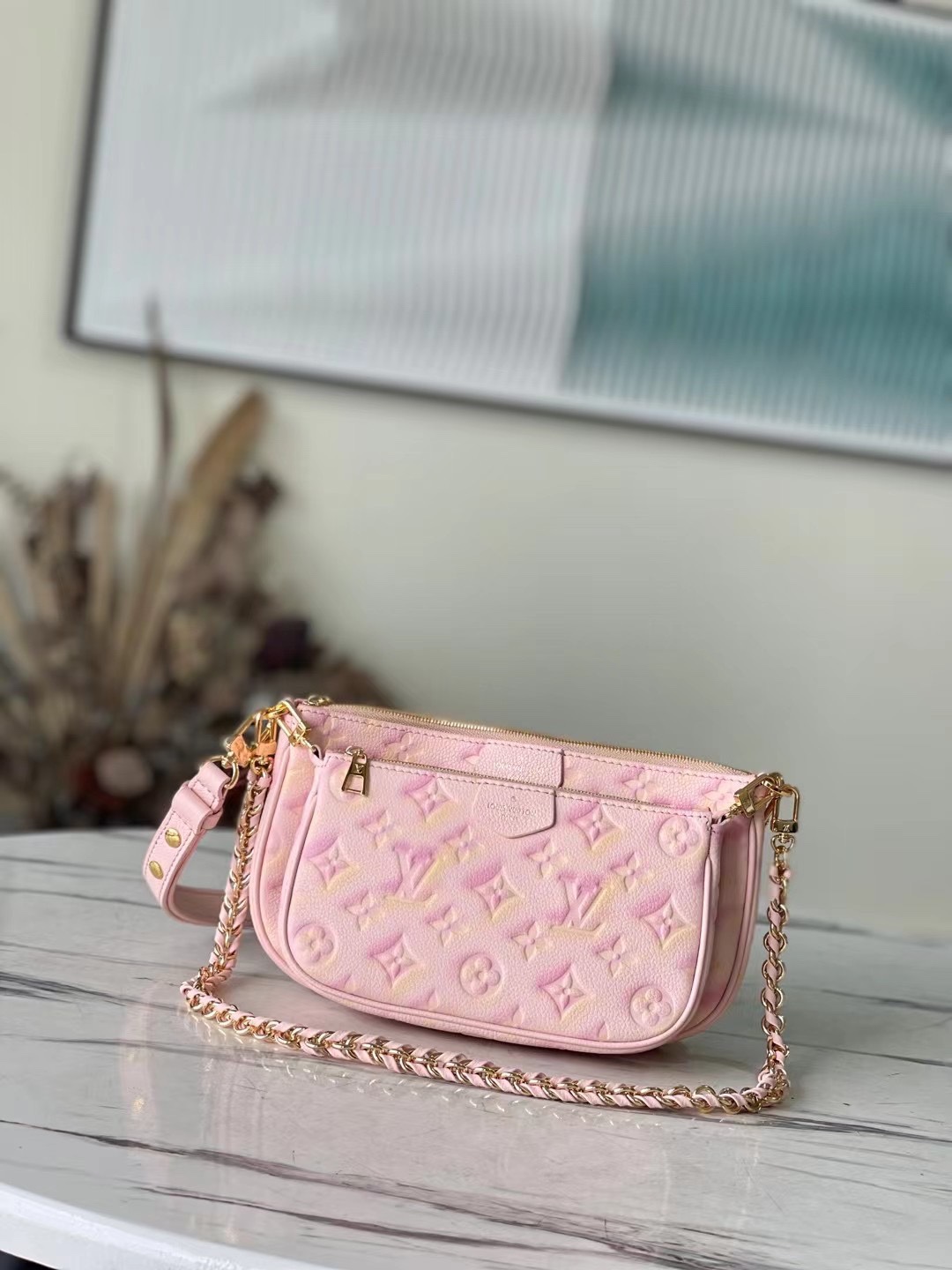 L*ouis V*uitton Top Bag 24*13.5*4CM