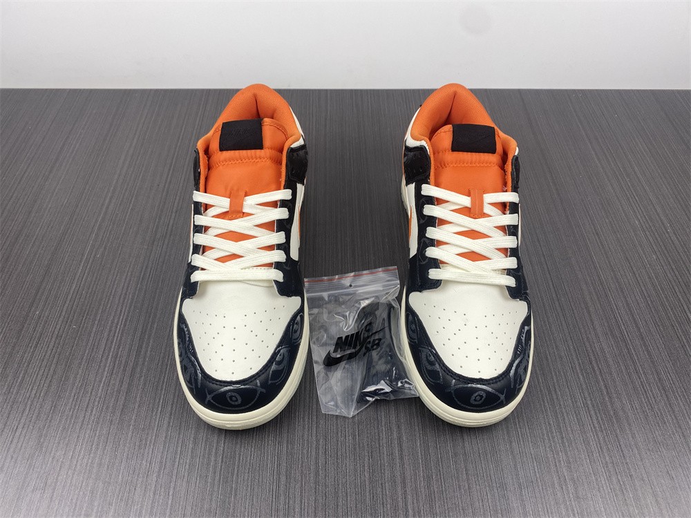 from Nike SB Dunk Low DD3357-100