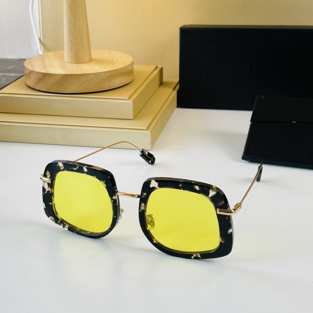 D*ior Glasses Top