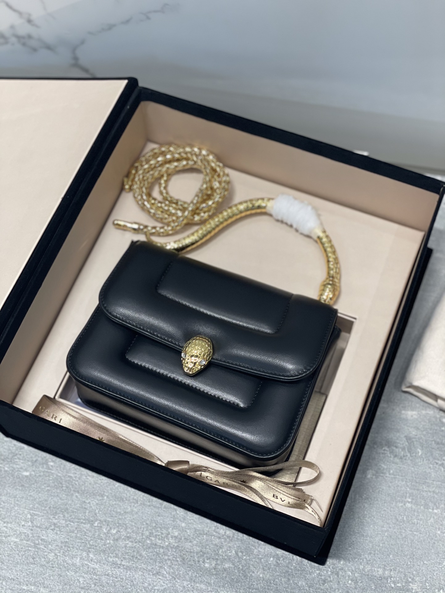 B*vlgari Top Quality Bag 19.2*15*6CM
