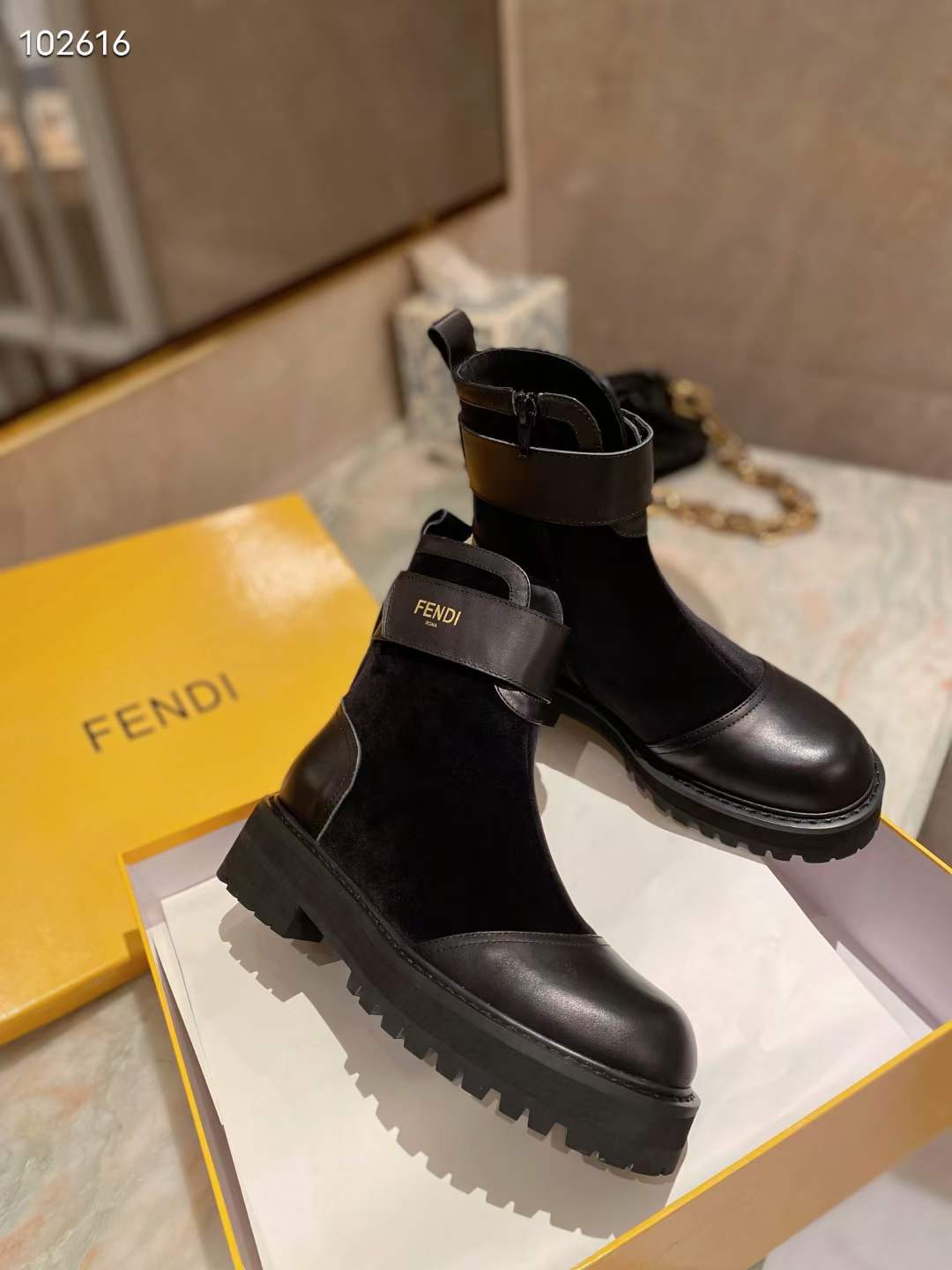 Women F*endi Top Sneakers