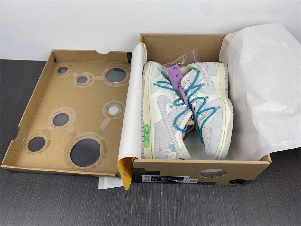 from O*ff-W*hite x Nike Dunk Low