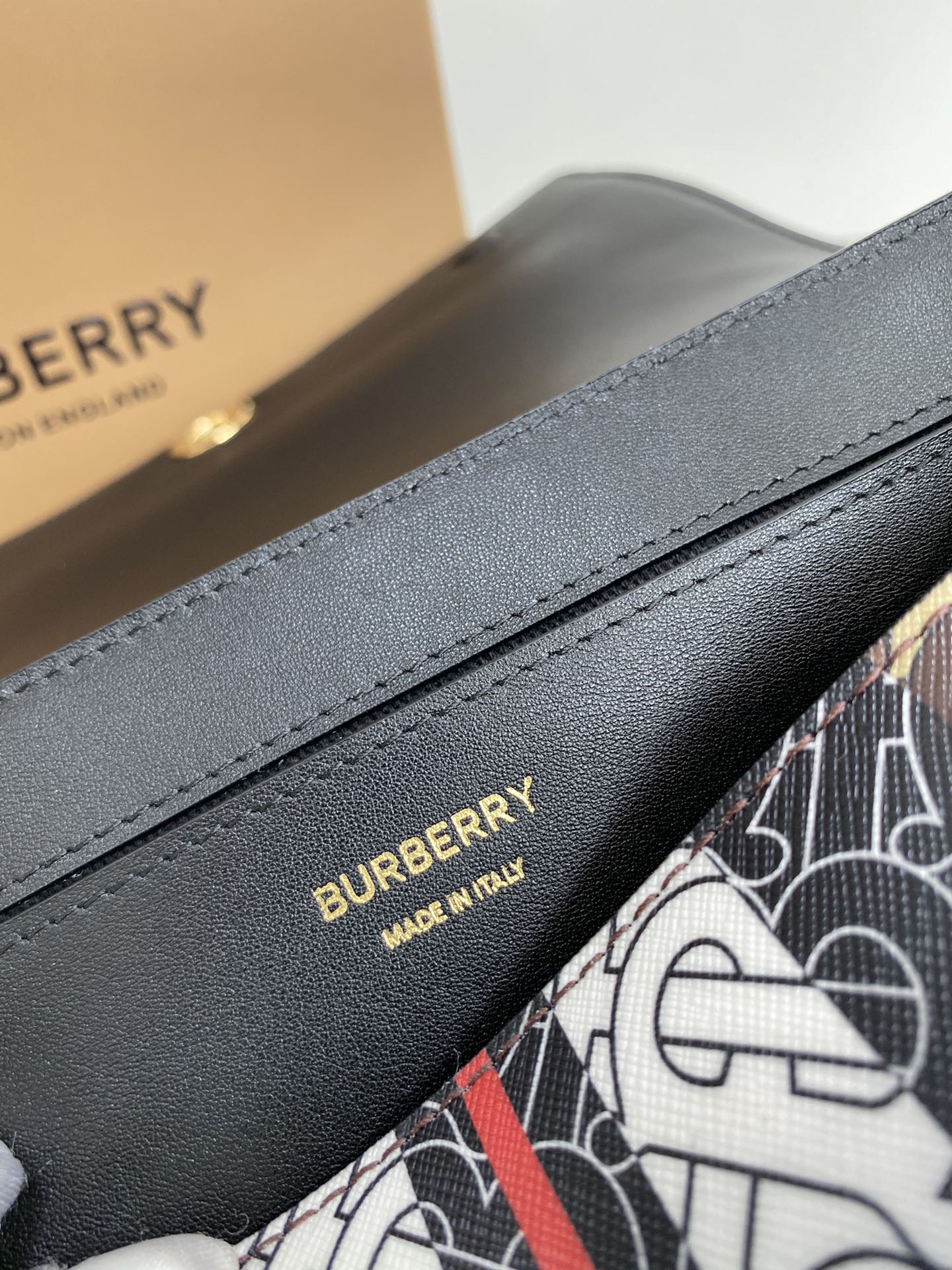 B*urberry Bag Top Quality 25*8.5*18CM