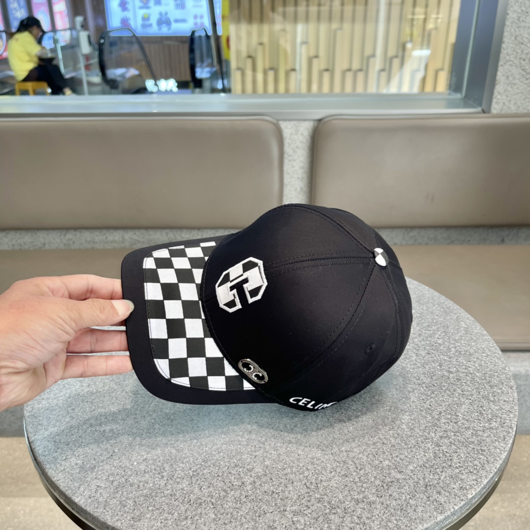 Top Hat