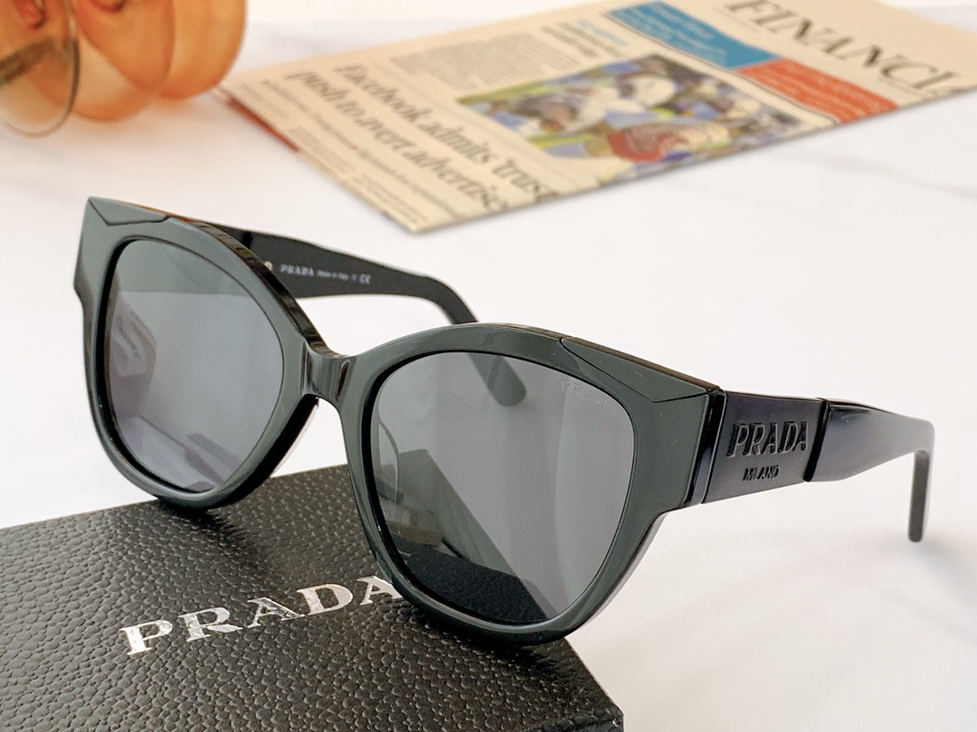 P*rada Glasses Top