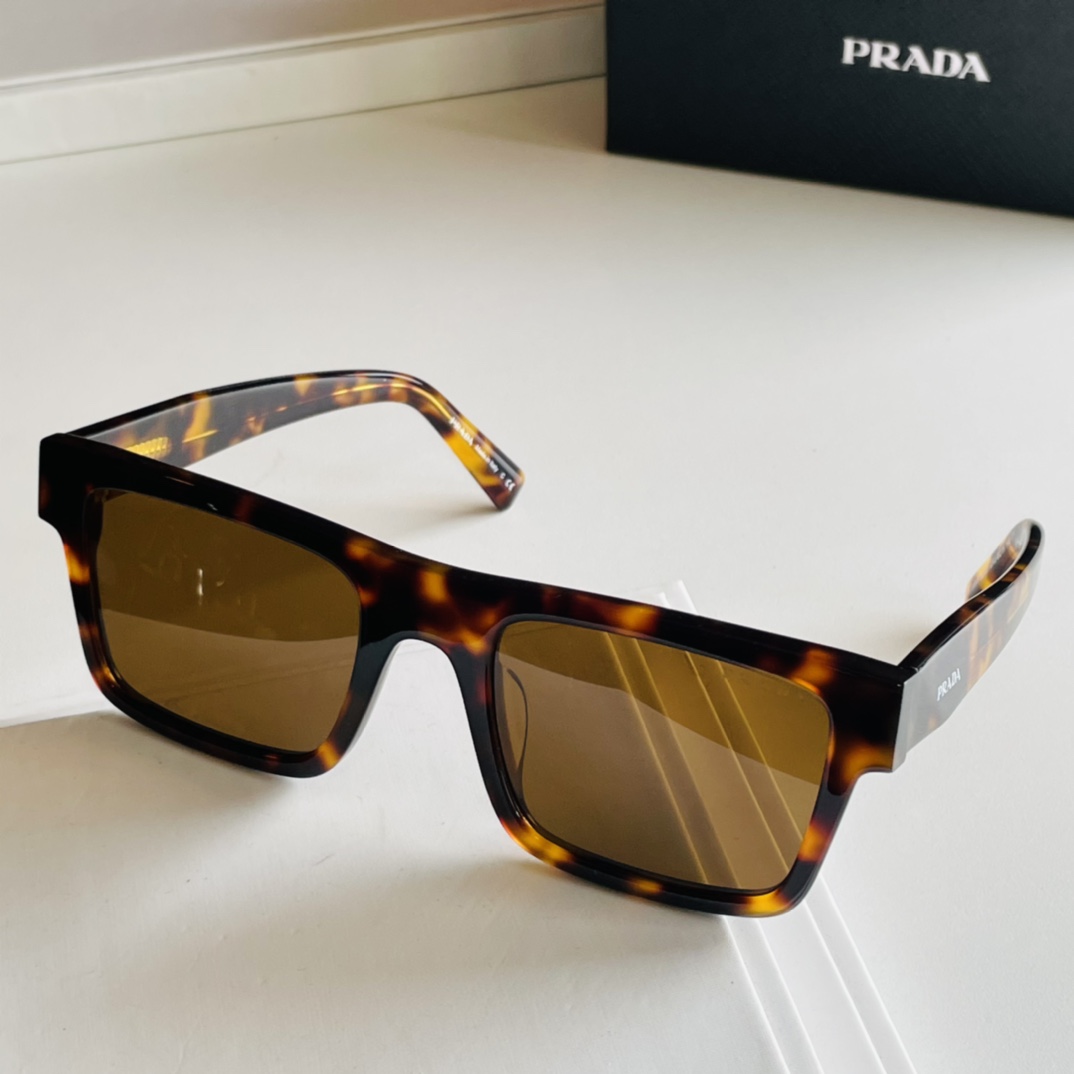 P*rada Glasses Top