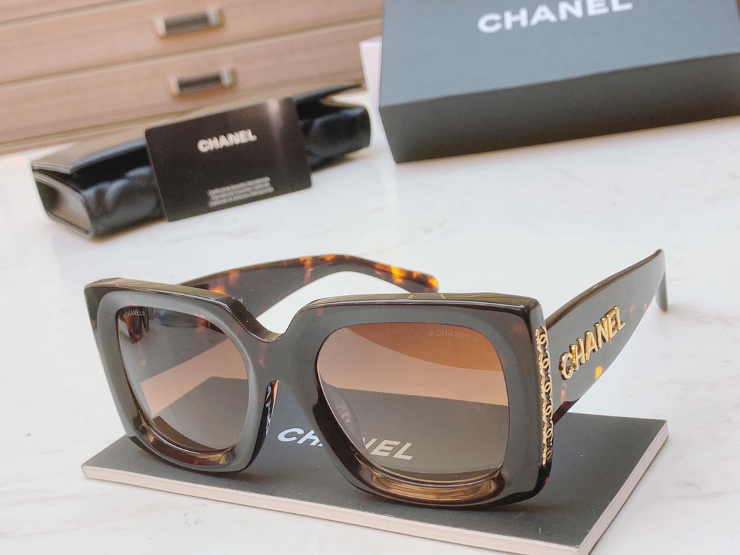 C*hanel Glasses Top
