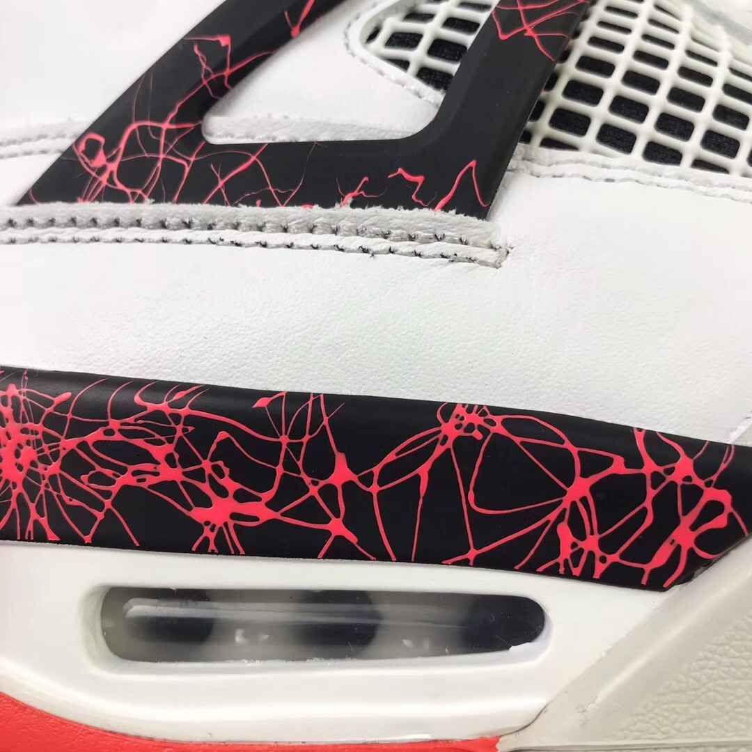 Air Jordan 4