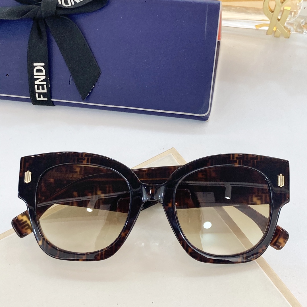 F*endi Glasses Top
