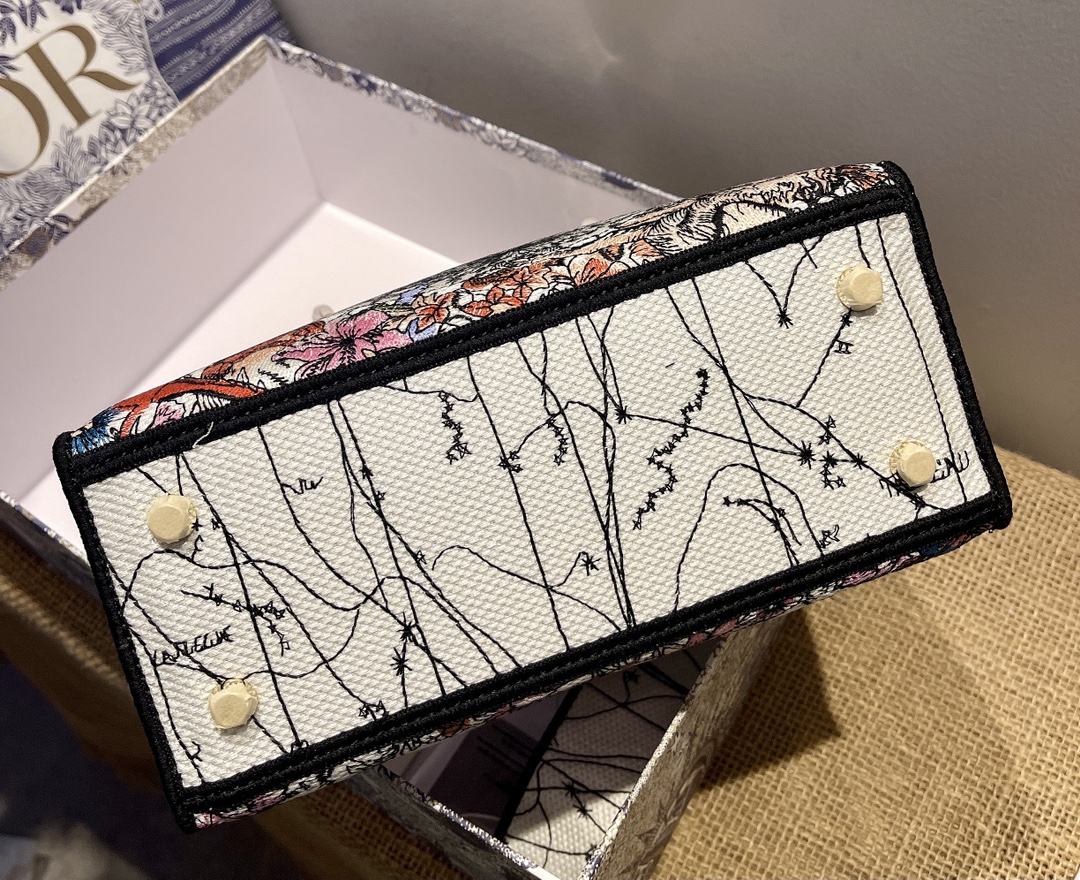 D*ior Bag Top Quality 24*20*11CM