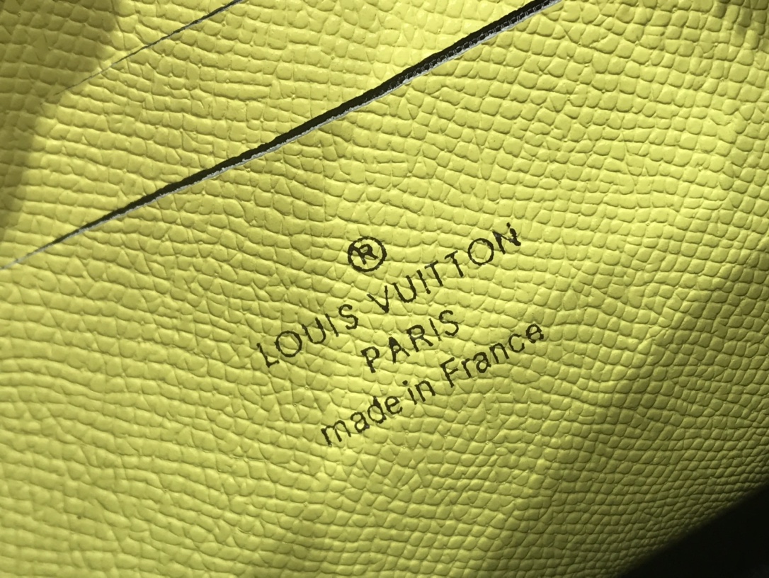 L*ouis V*uitton Bag Top Quality 15*17*8CM