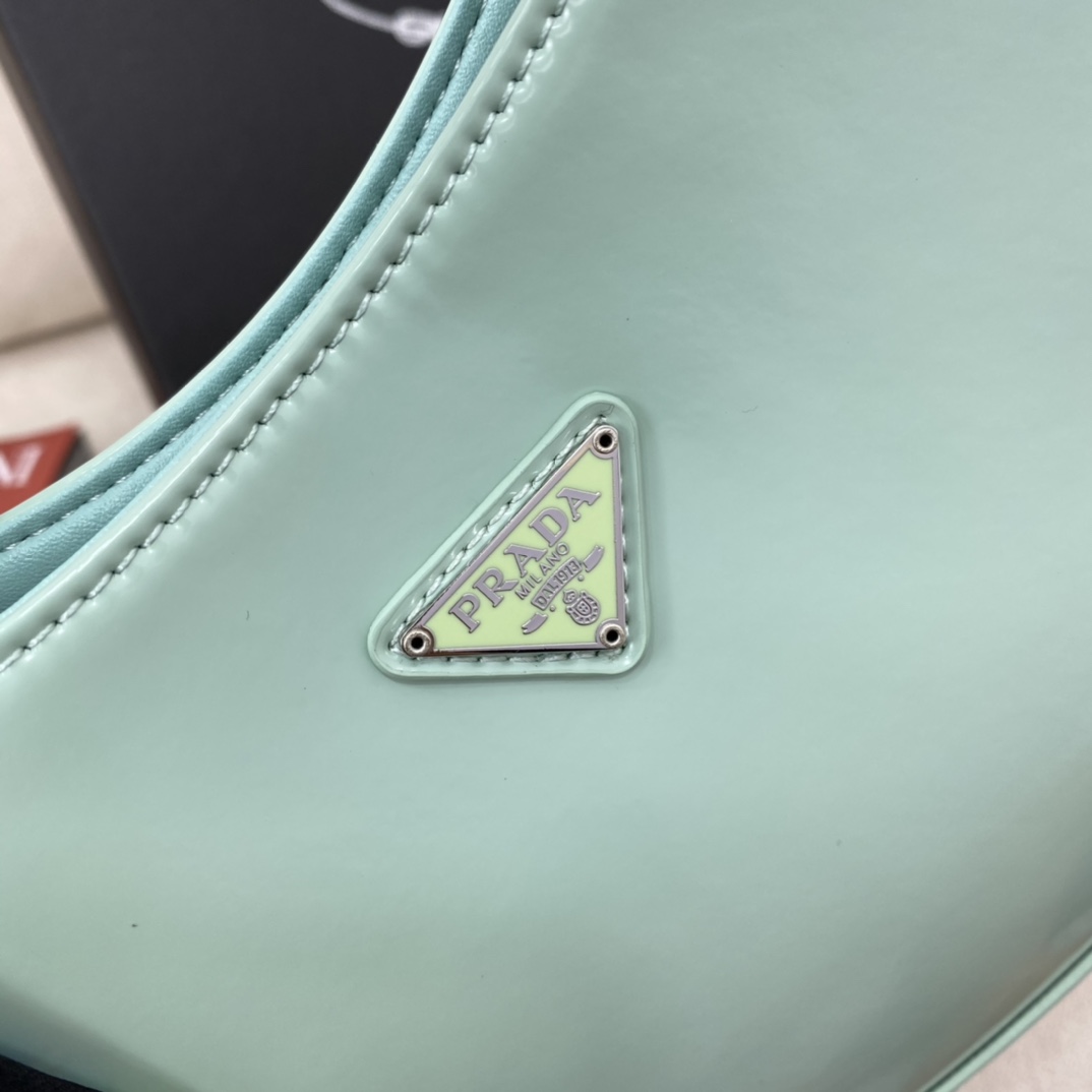 P*rada Top Bag 26cm