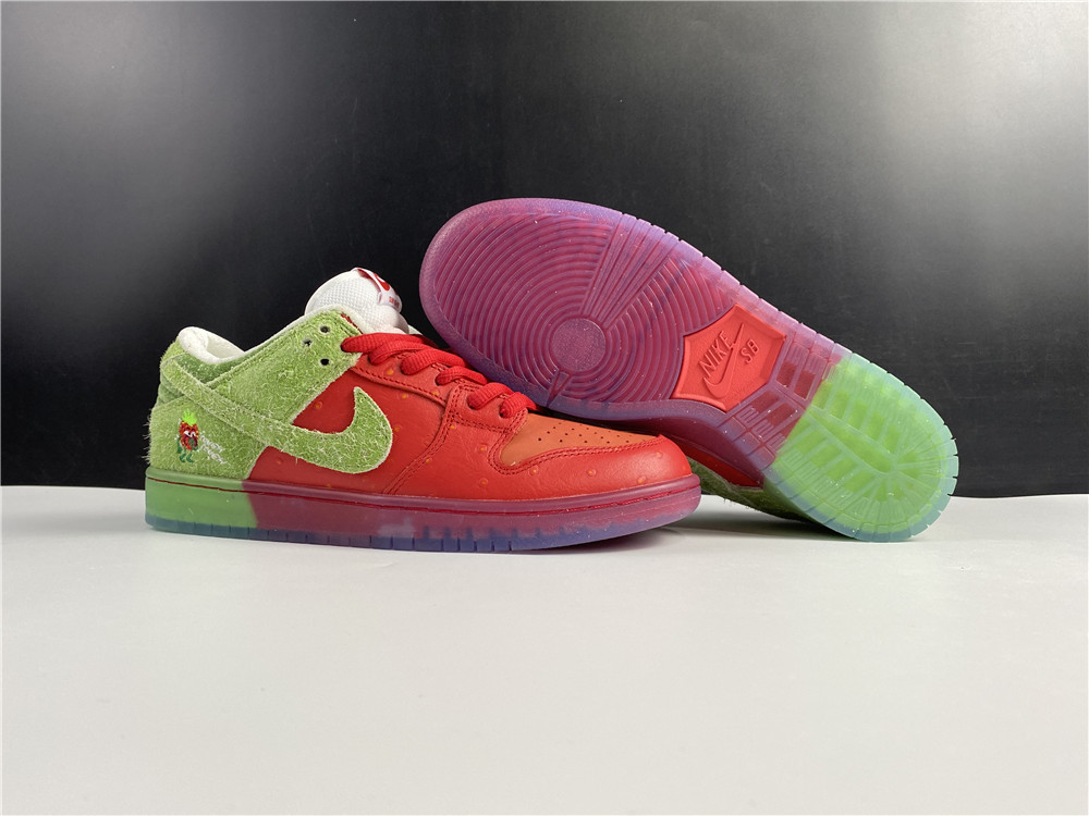 from Dunk SB Nike SB Dunk High Strawberry Cough CW7093-600