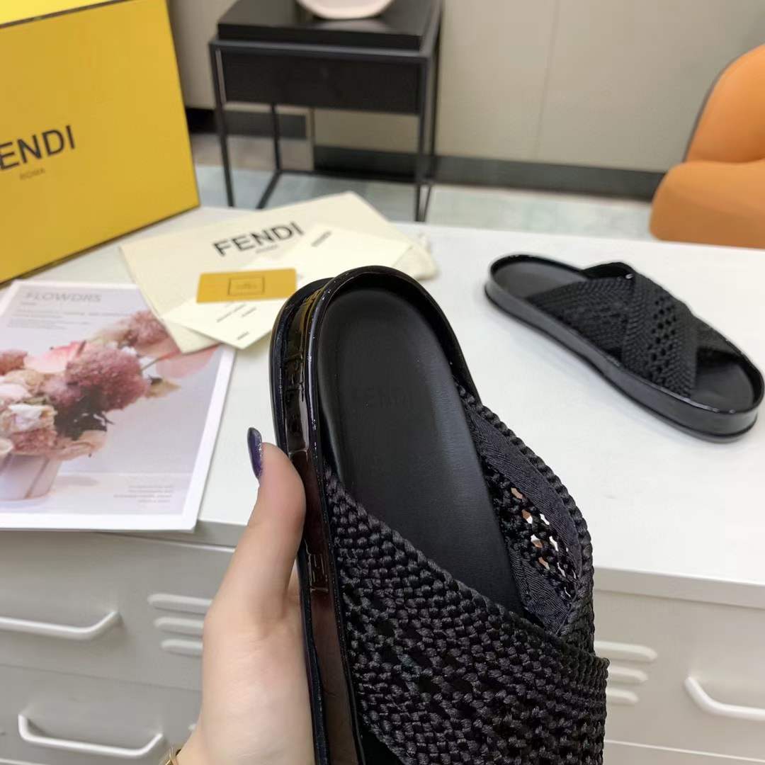 Women F*endi Top Sandals