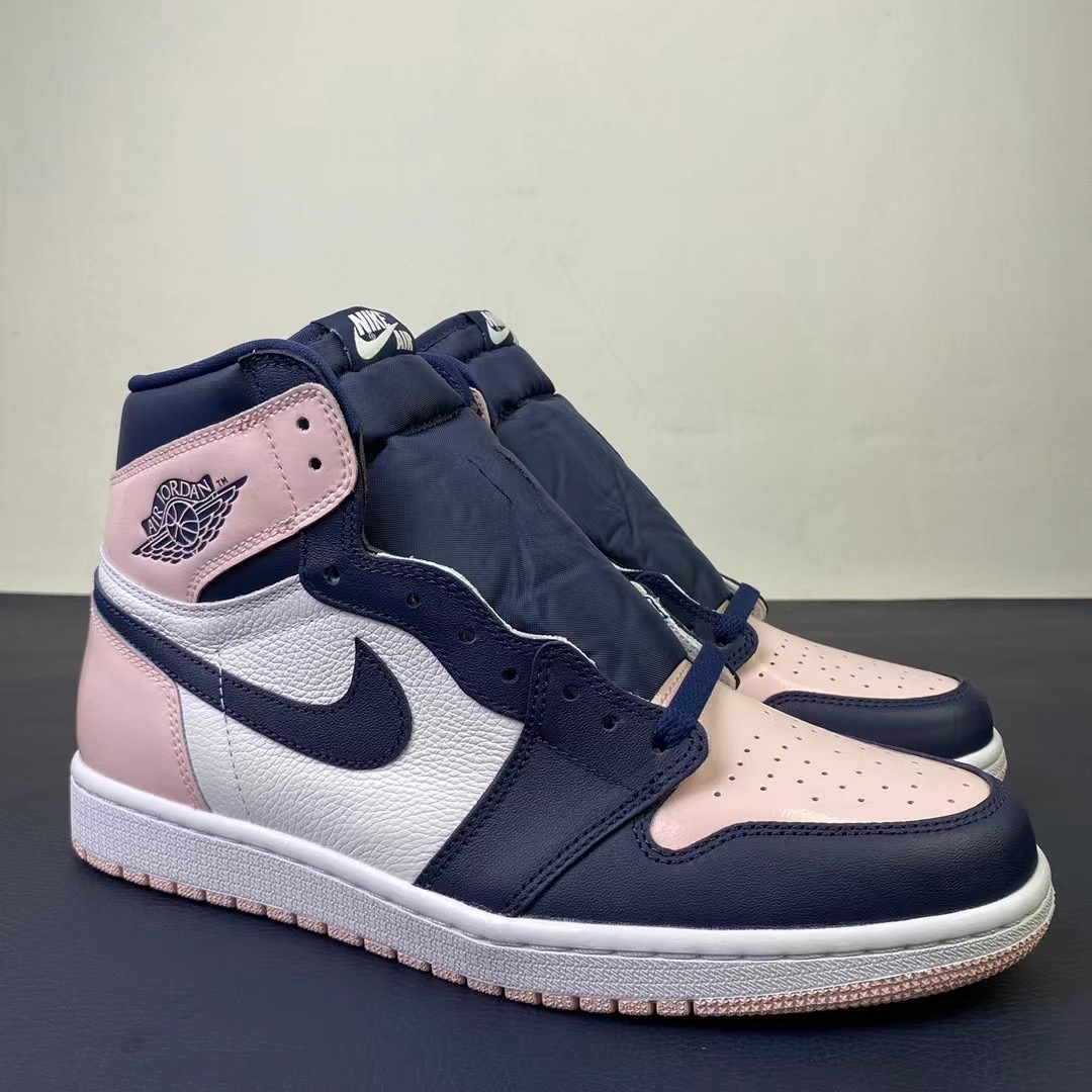 Air Jordan 1 High OG โAtmosphereโ DD9335-641