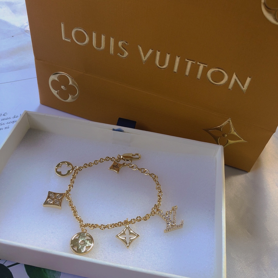 Necklace001