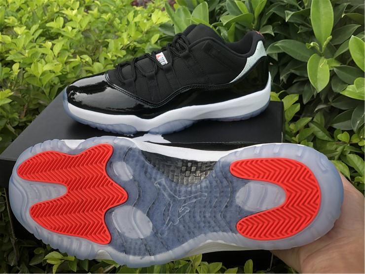 Air Jordan 11