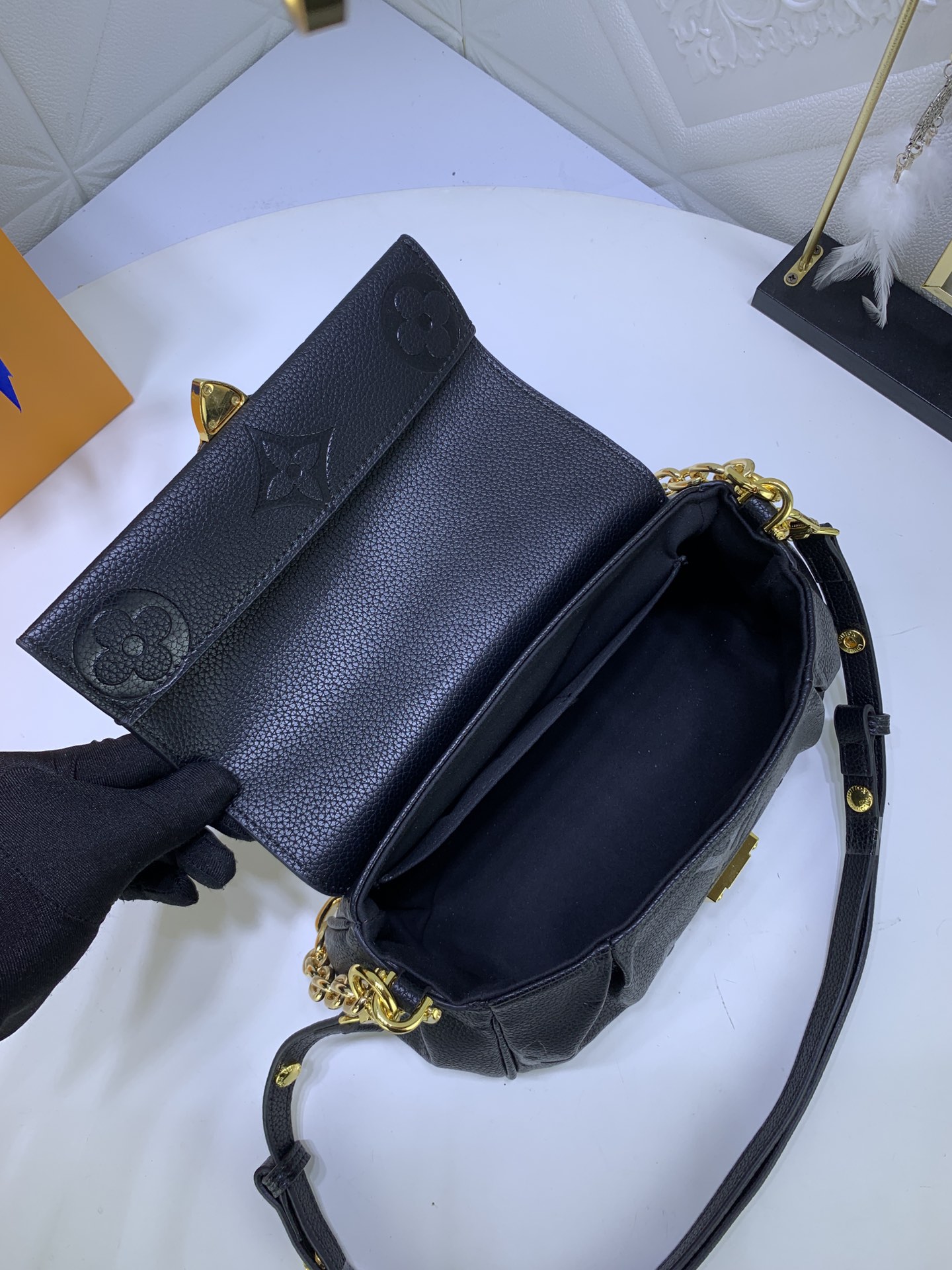 L*ouis V*uitton Bag Top Quality 24*14*9cm
