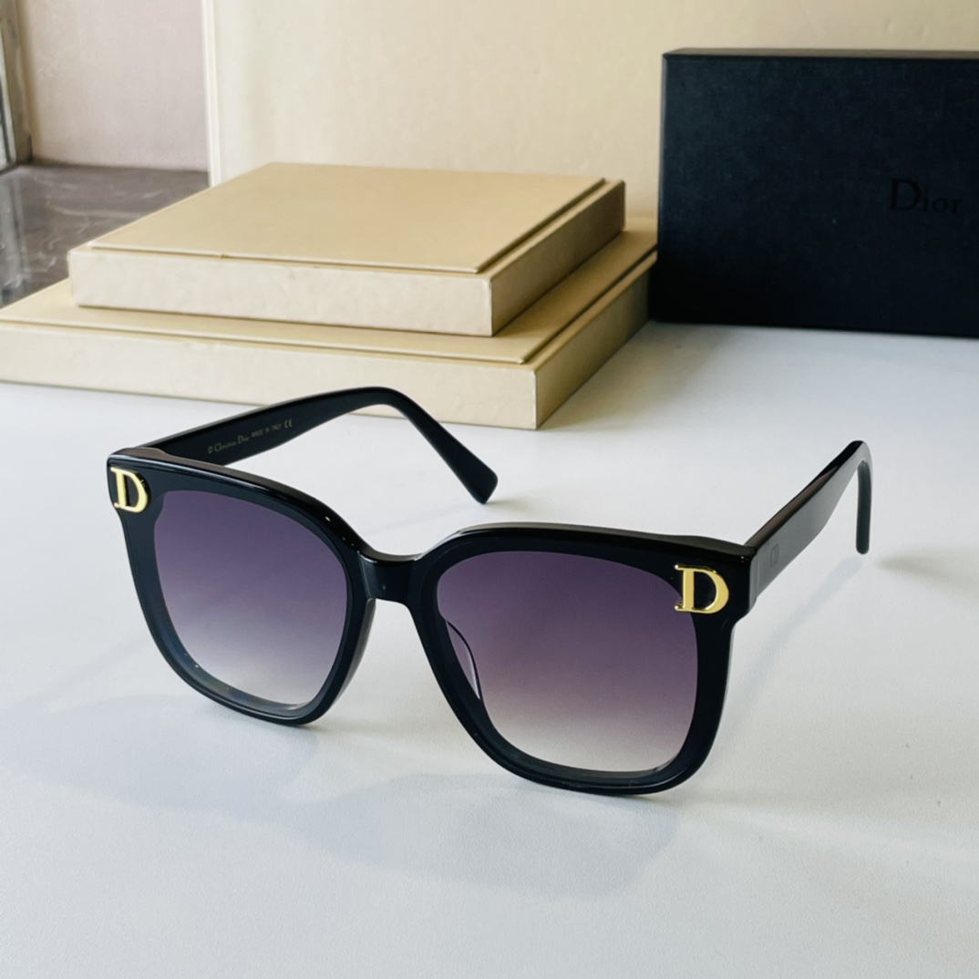 D*ior Glasses Top