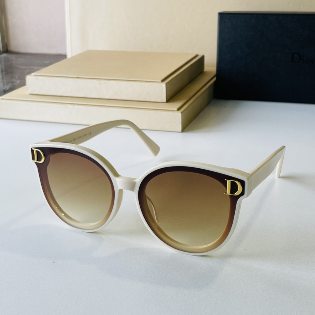 D*ior Glasses Top