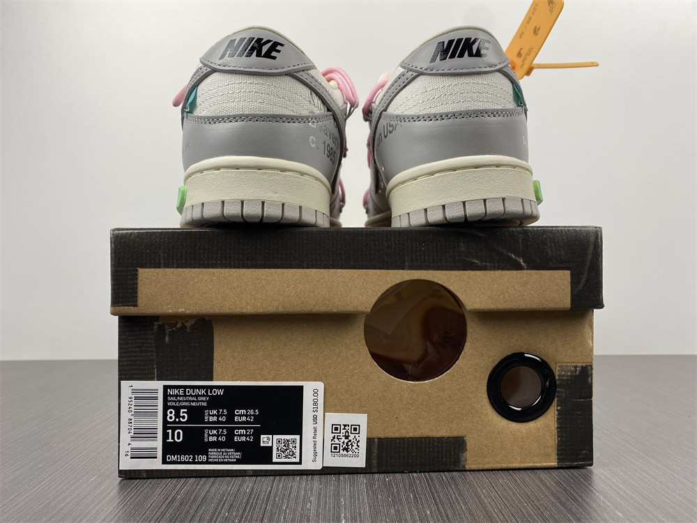from O*ff-W*hite x Nike Dunk Low