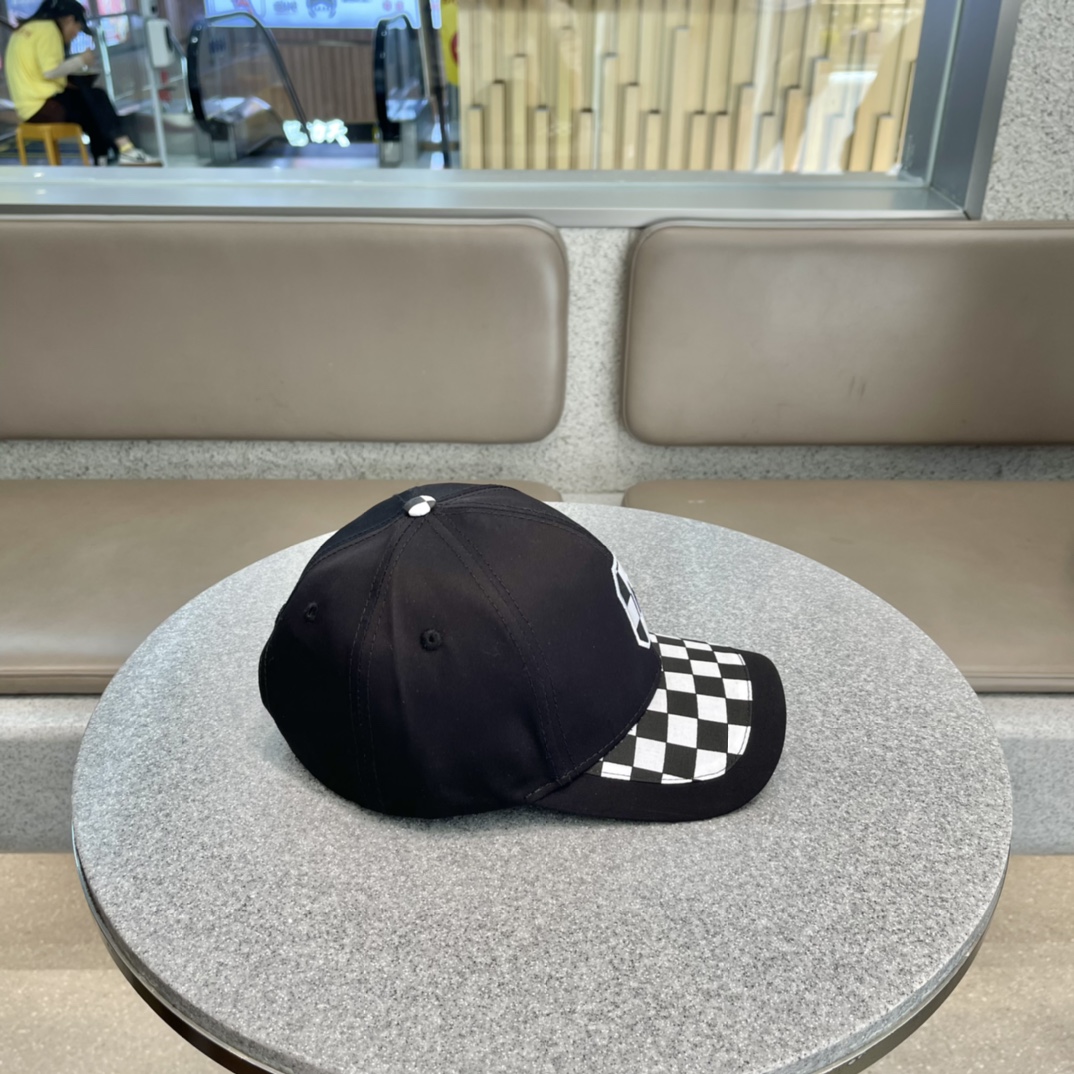 Top Hat