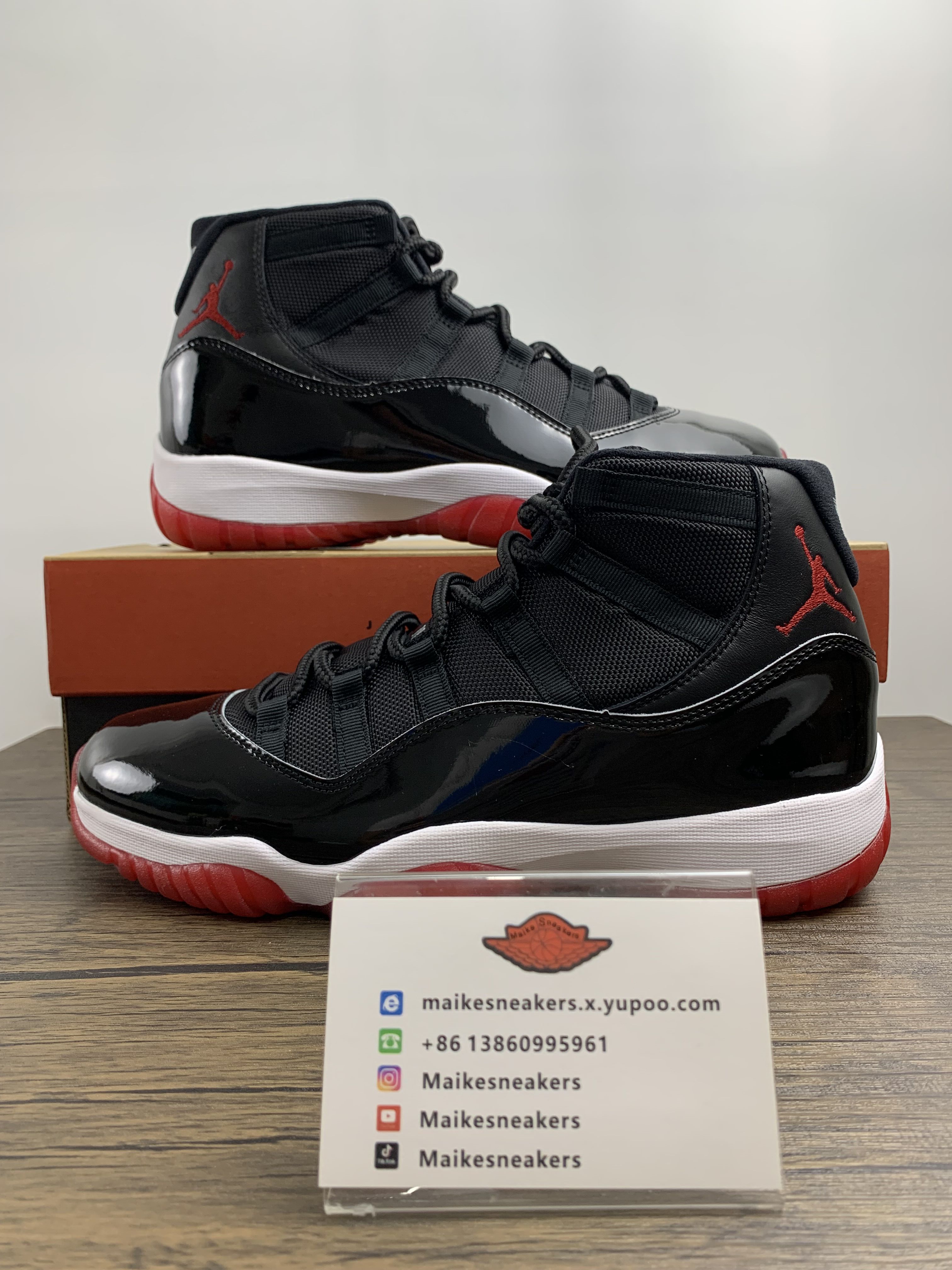 Air Jordan 11 Retro Low Bred