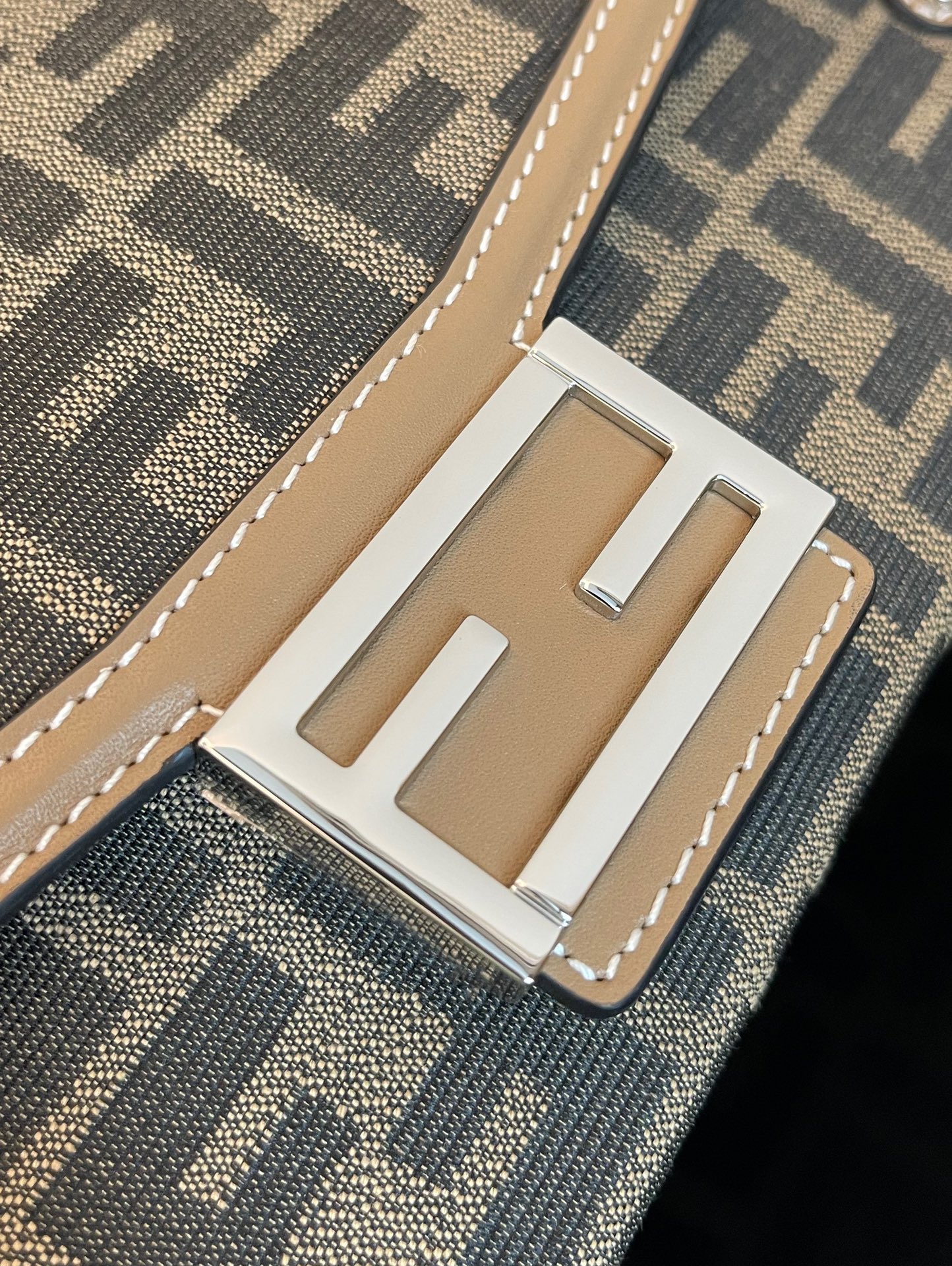 F*endi Top Bag 23*6.5*13CM