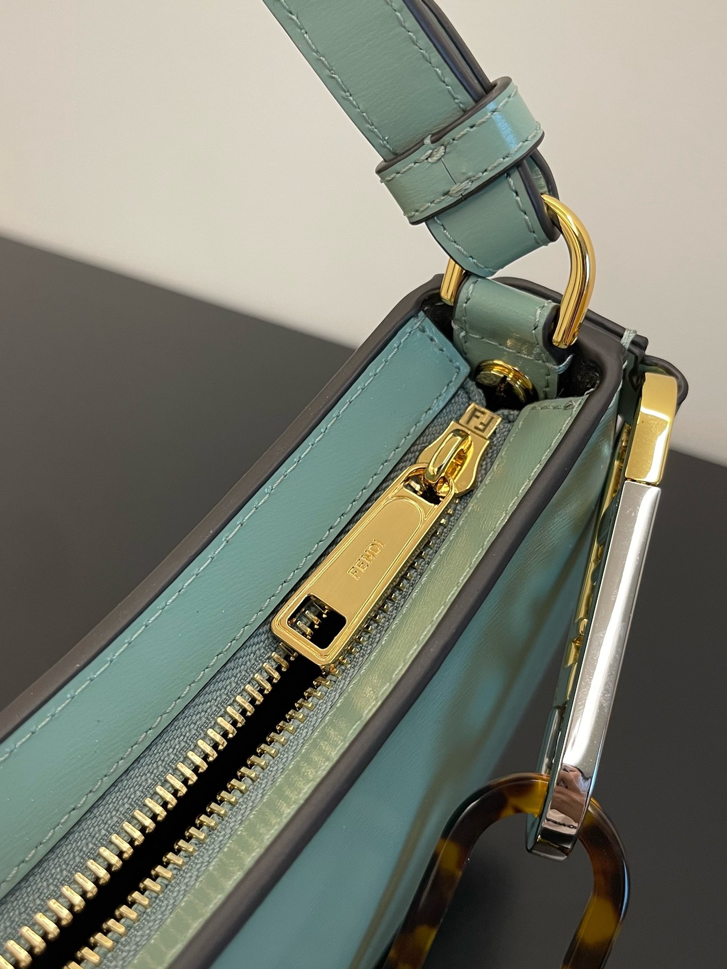 F*endi Top Bag 32*11*5CM