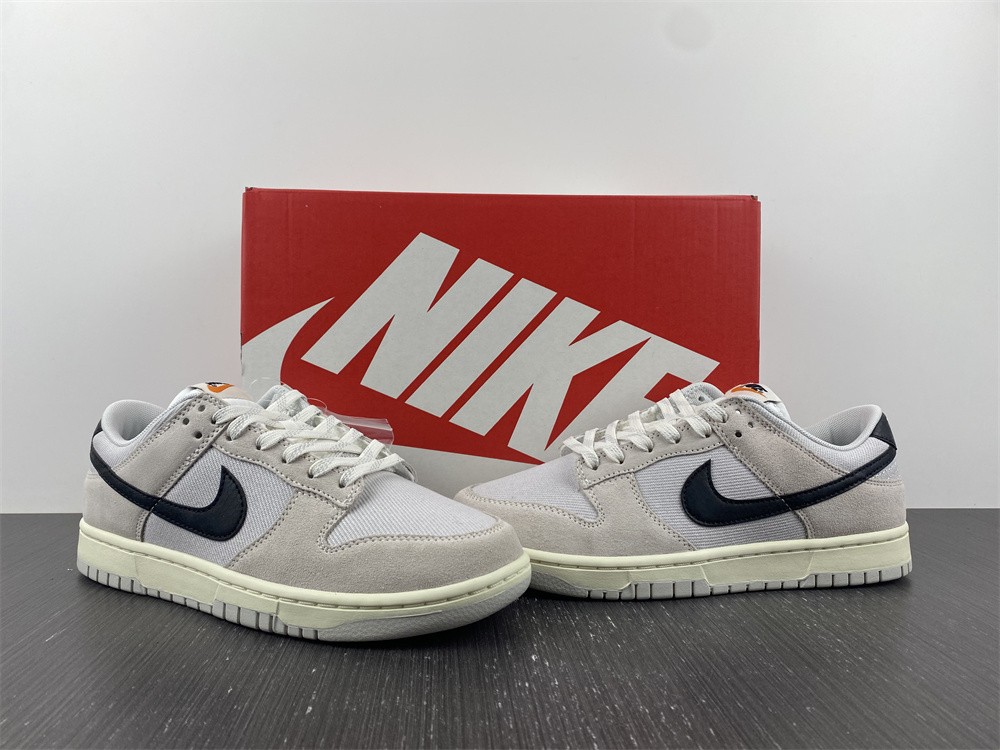from NIKE DUNK LOW RETRO SE DO9776-001