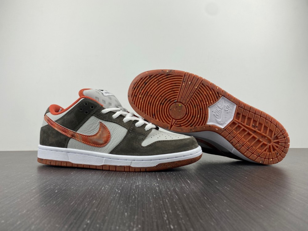 from Crushed Skate X Nike SB Dunk Low DH7782-001