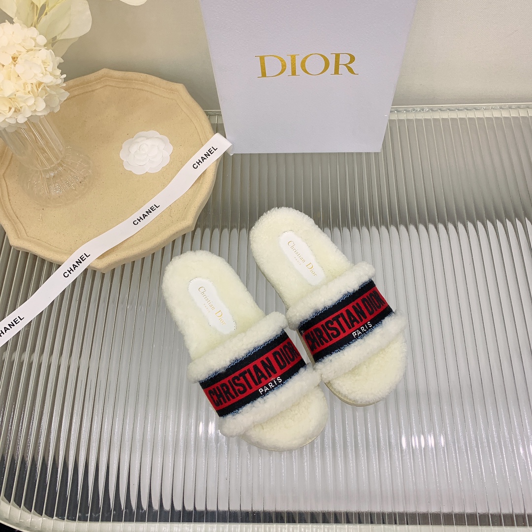Women D*or Sandals