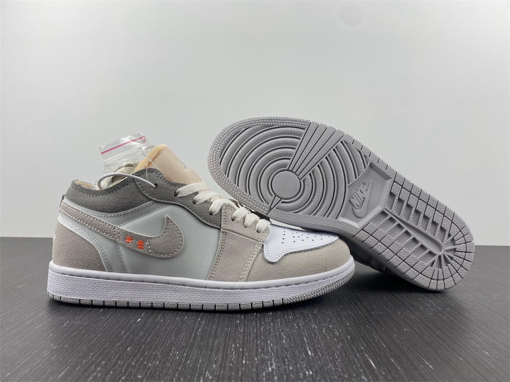 Air Jordan 1 Low