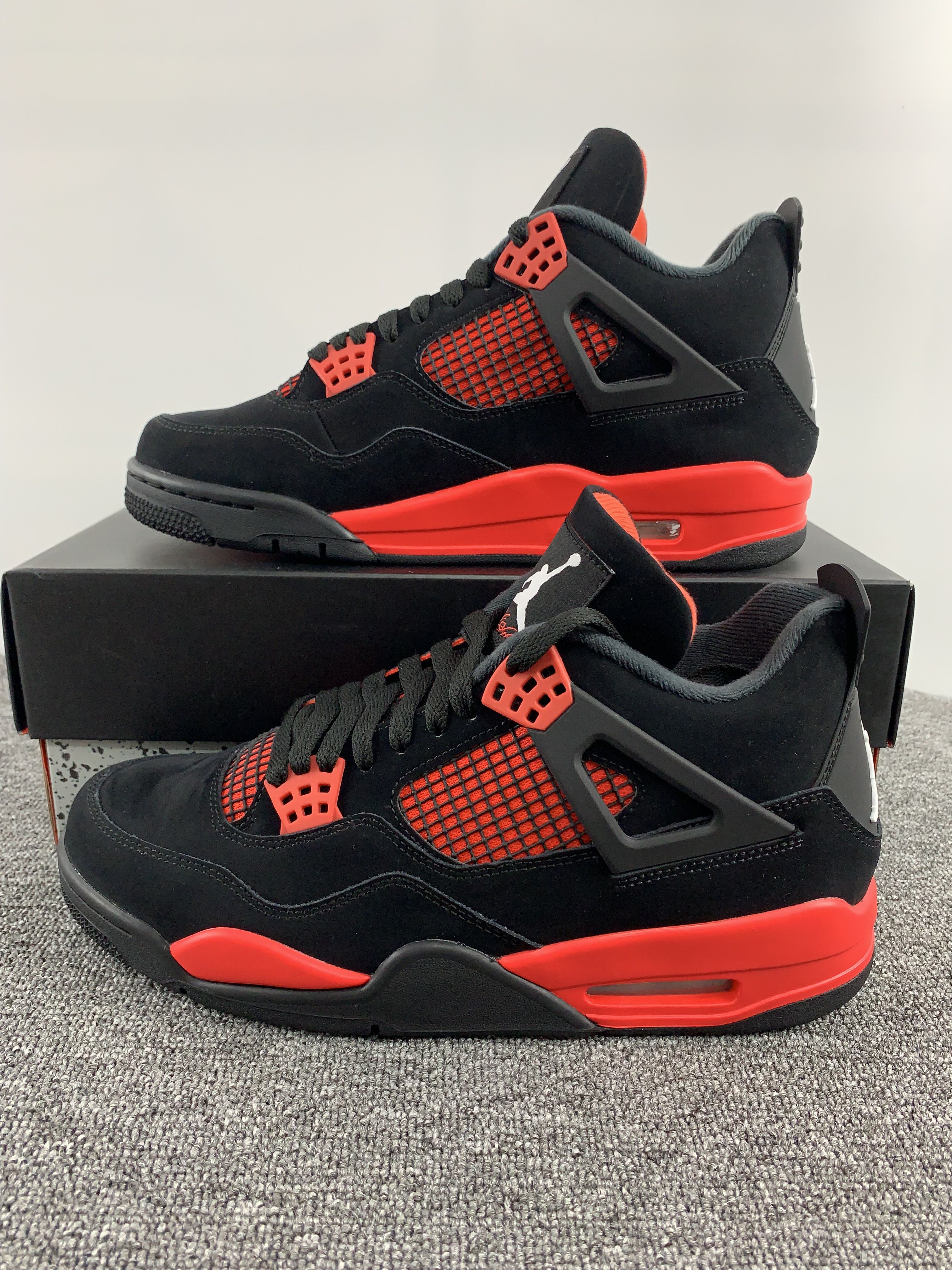 Air Jordan 4 Red Thunder AJ4