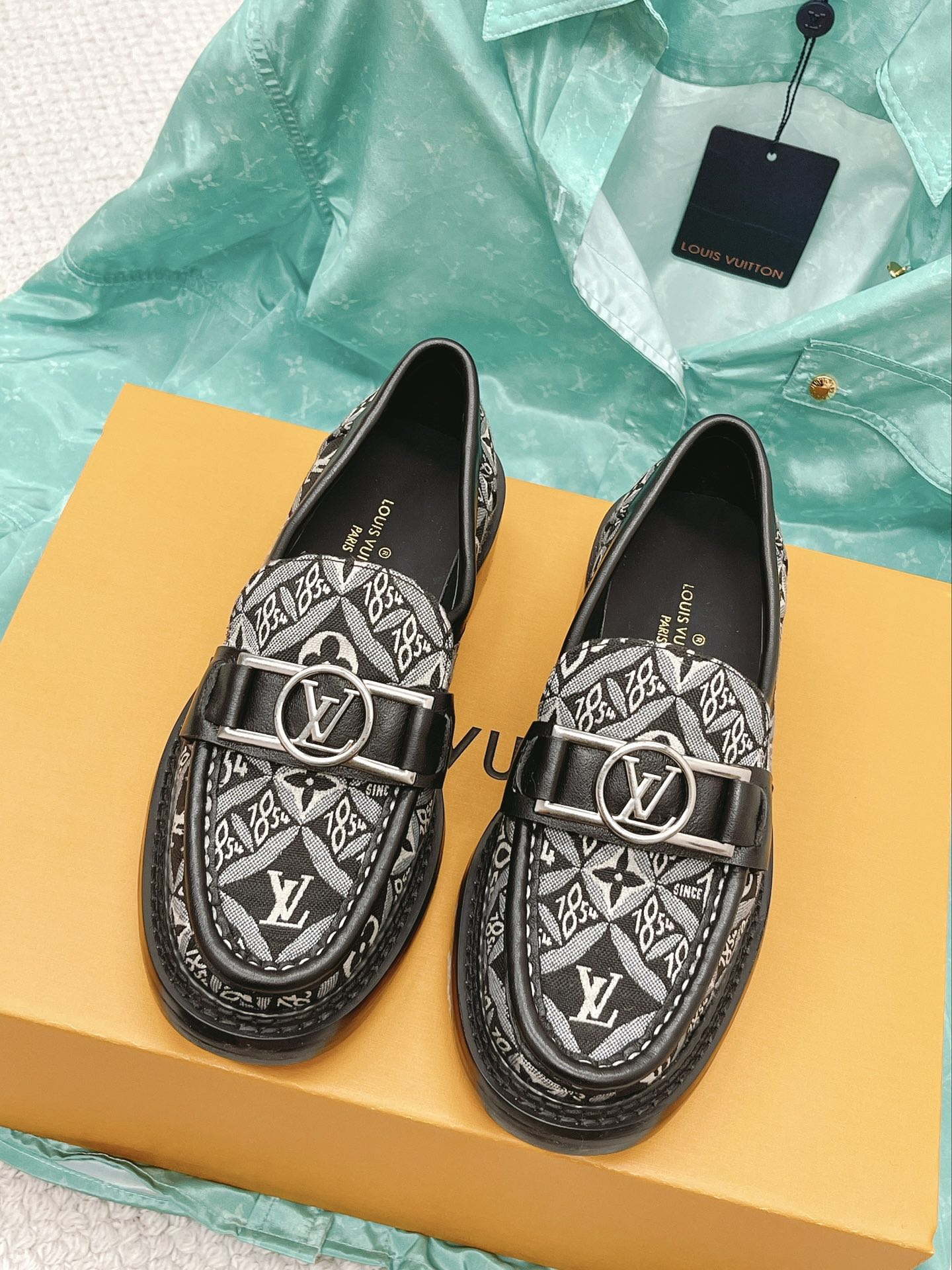 Women L*ouis V*uitton Top Sneaker