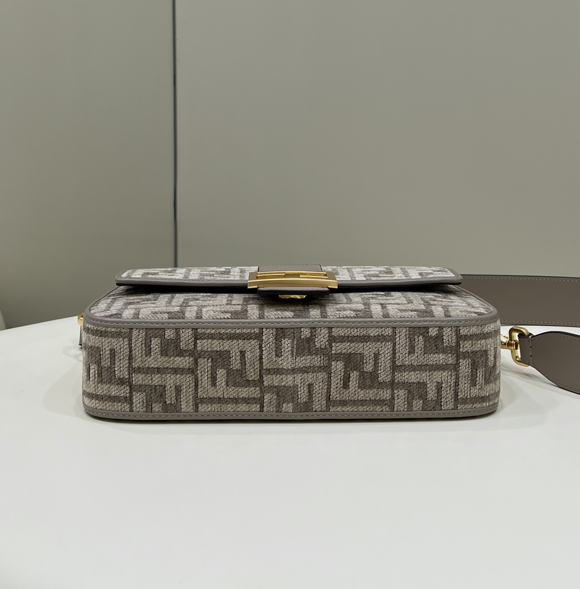 F*endi Top Bag 27*6*15CM