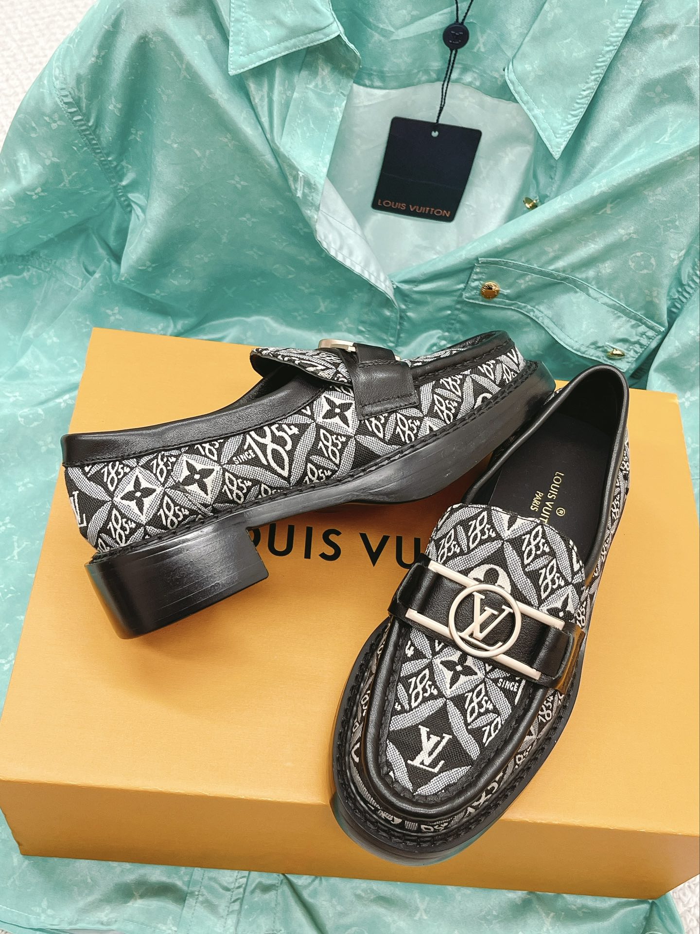 Women L*ouis V*uitton Top Sneaker