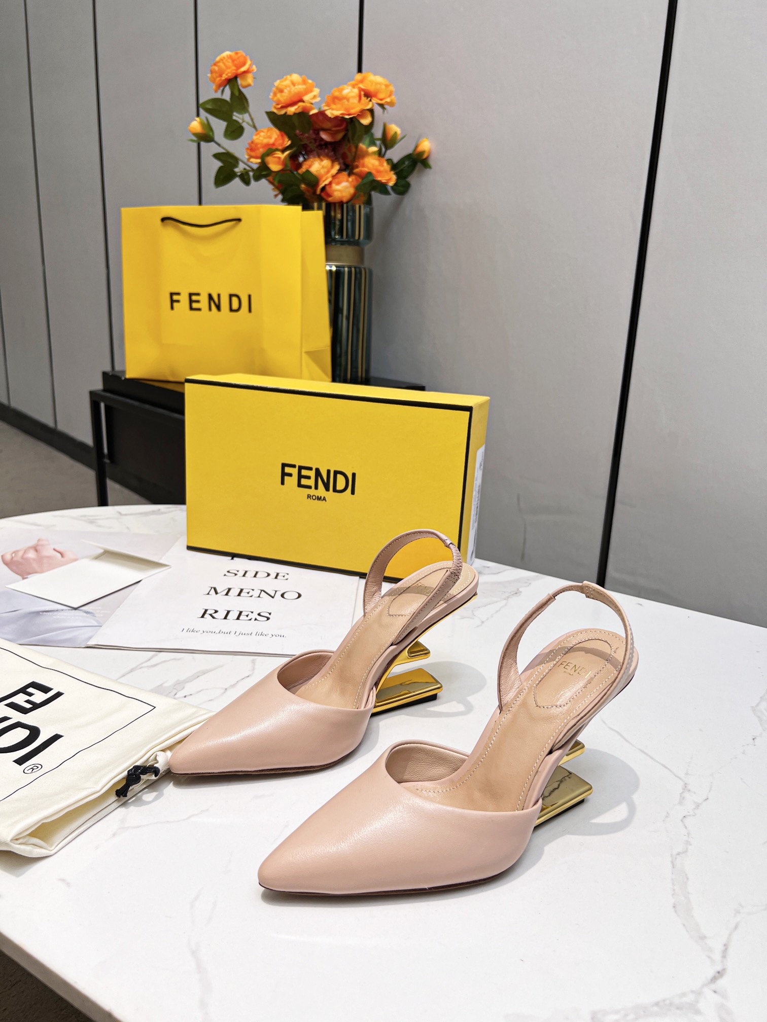 Women F*endi Top Quality Sandals