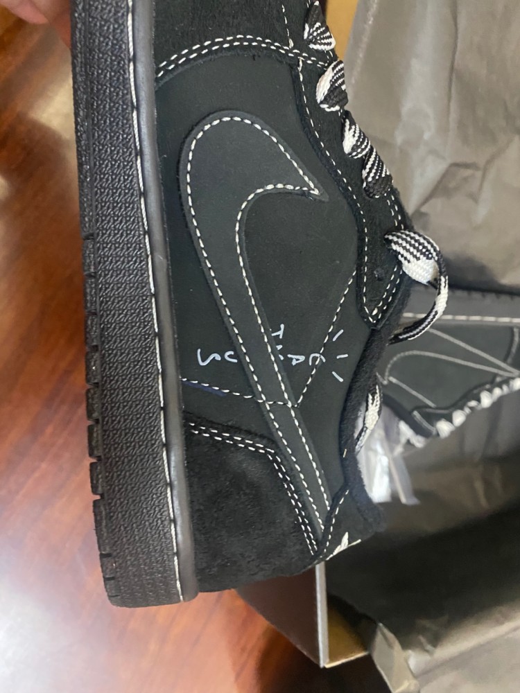 T*ravis S*cott x Air Jordan 1 Low OG DM7866-100