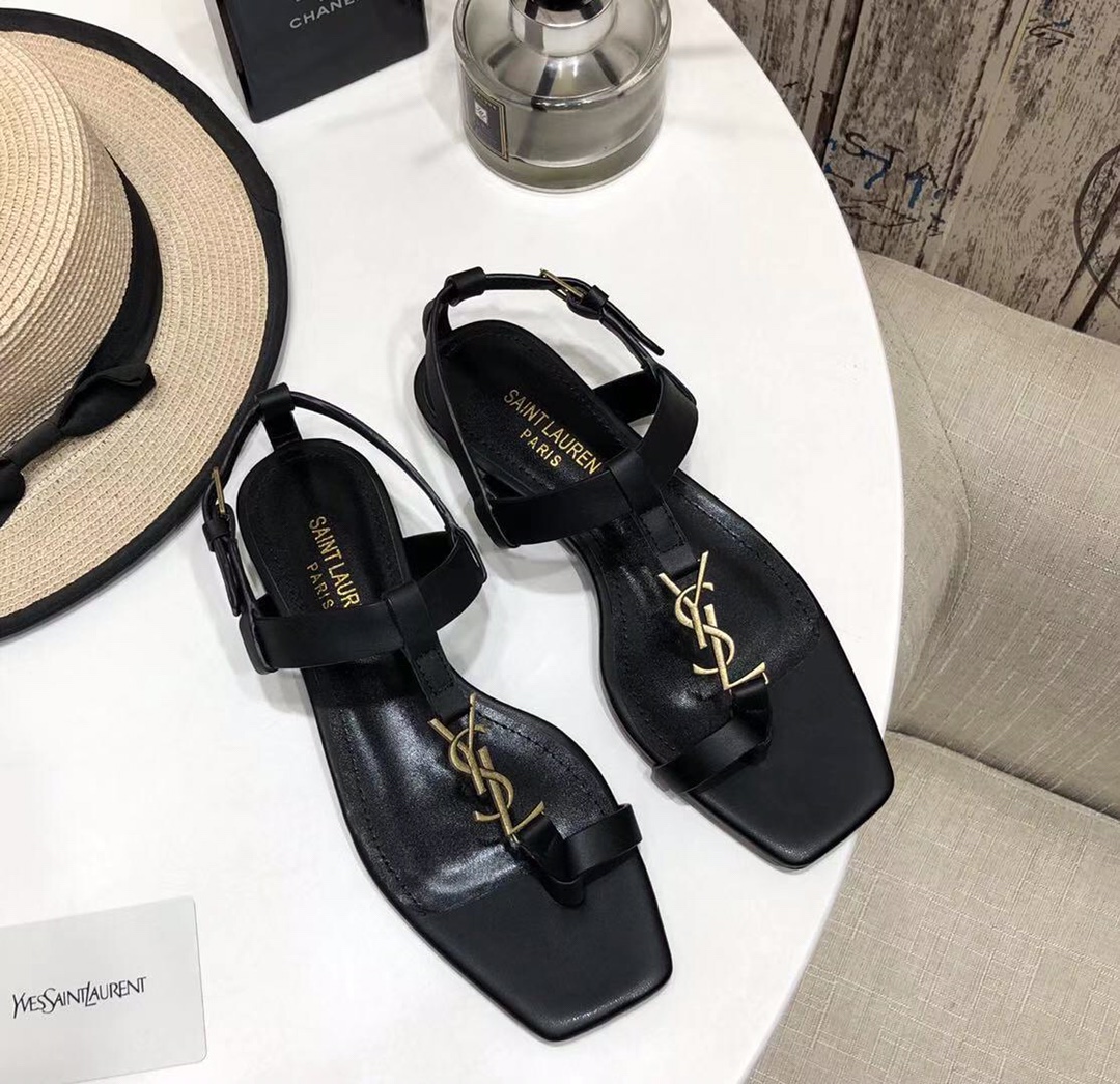 Women Y*SL Top Pumps