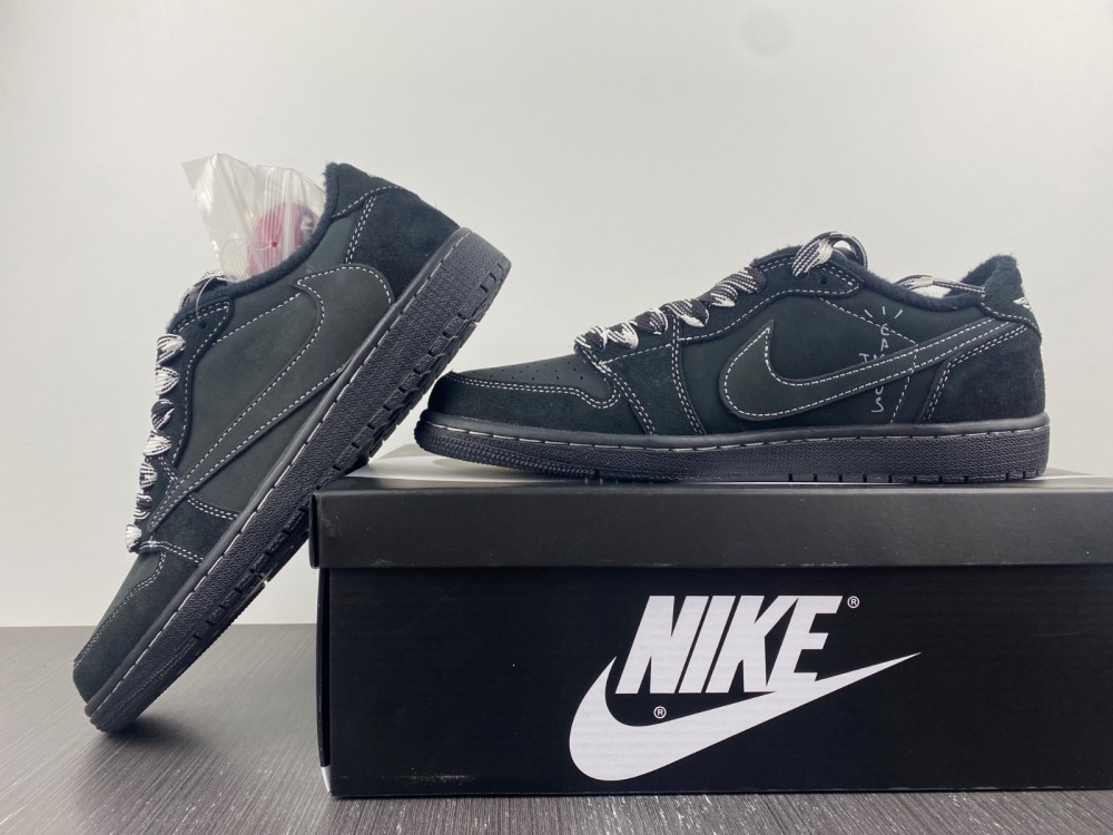 T*ravis S*cott x Air Jordan 1 Low OG DM7866-100
