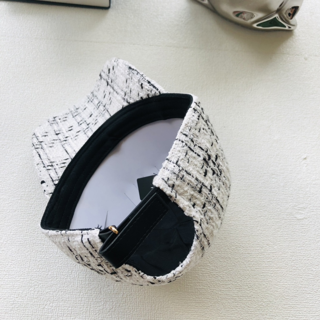 Top Hat