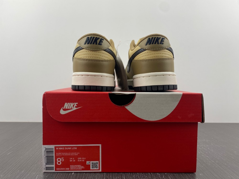 from SB Dunk Low Dark Driftwood DD1503-200