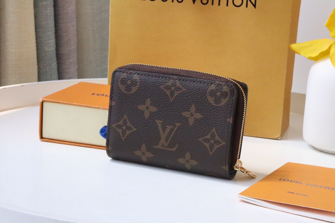 L*ouis V*uitton Bag Top Quality 11.5*8.5*2.2CM