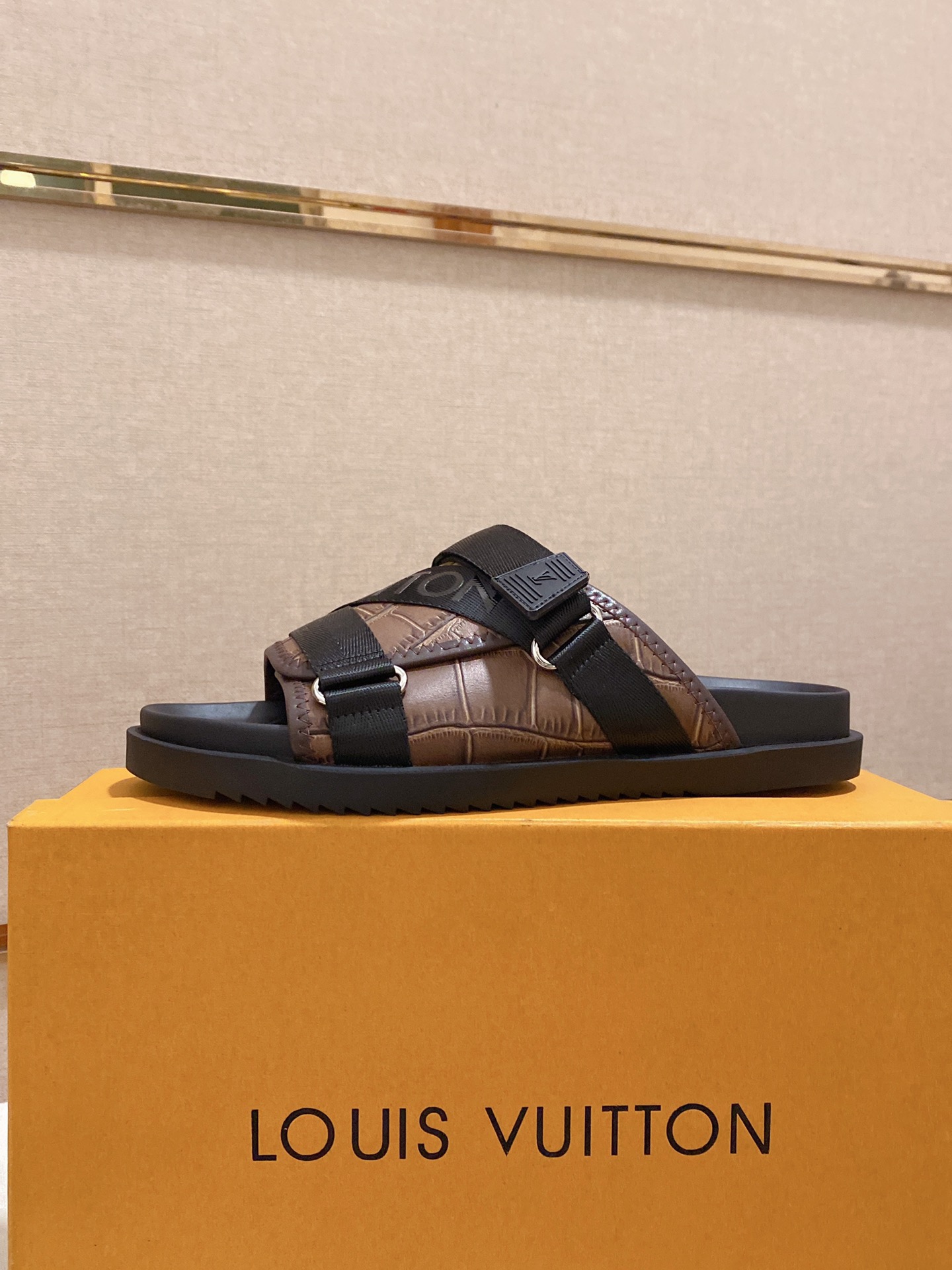 Men L*ouis V*uitton Top Slippers