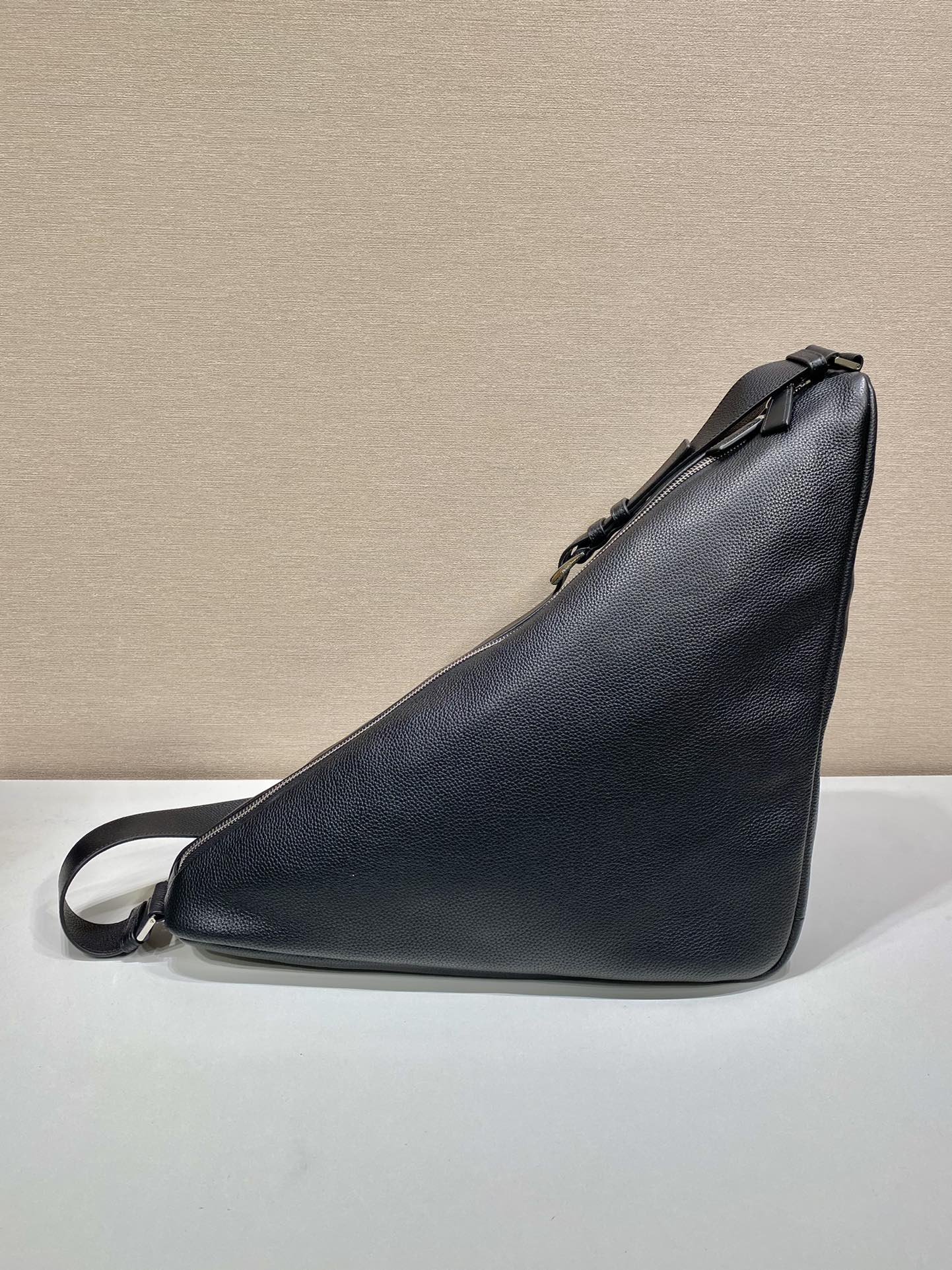 P*rada Bag Top Quality 22.5*31*28CM
