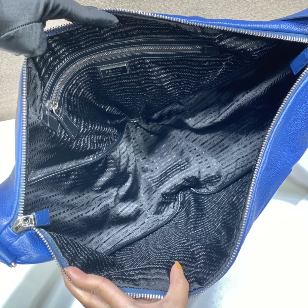 P*rada Bag Top Quality 22.5*31*28CM