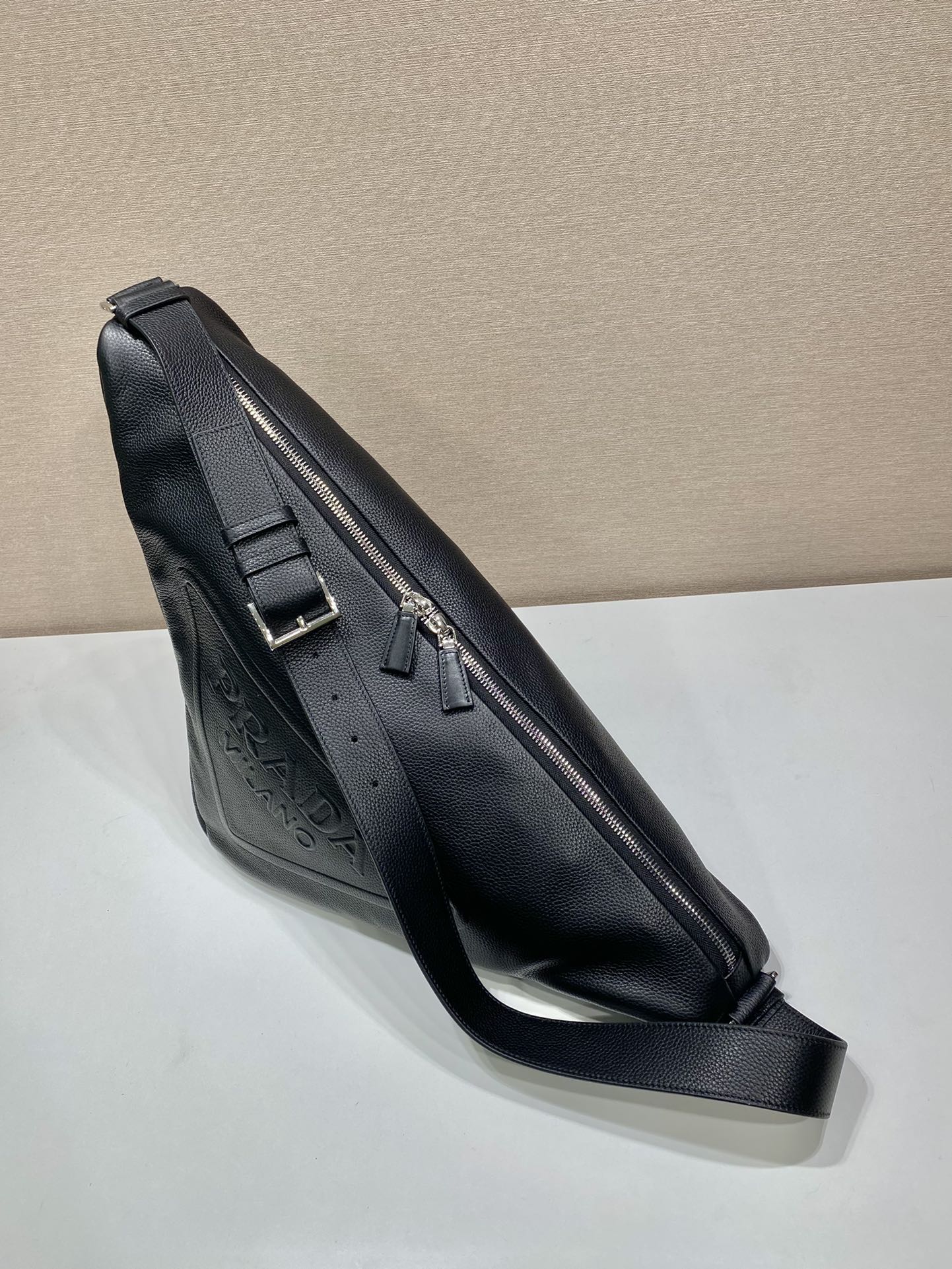 P*rada Bag Top Quality 22.5*31*28CM